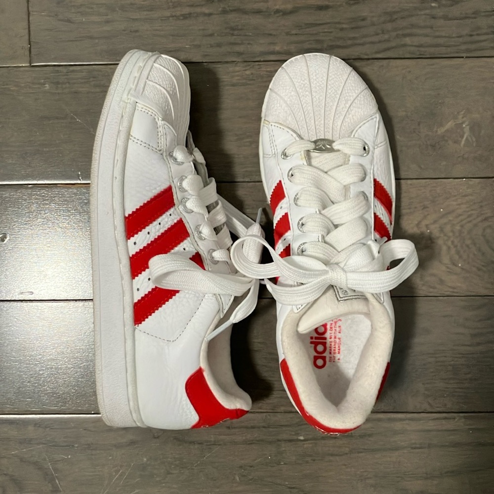 Y2K Vintage adidas Superstar Sneakers Size 6